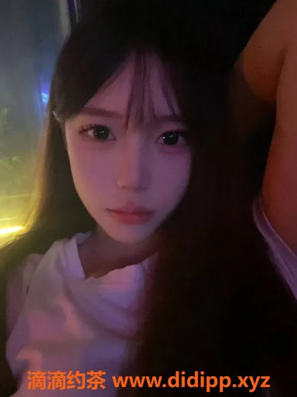 广州楼凤-白云嫩妹布布，视频验证，500预约服务