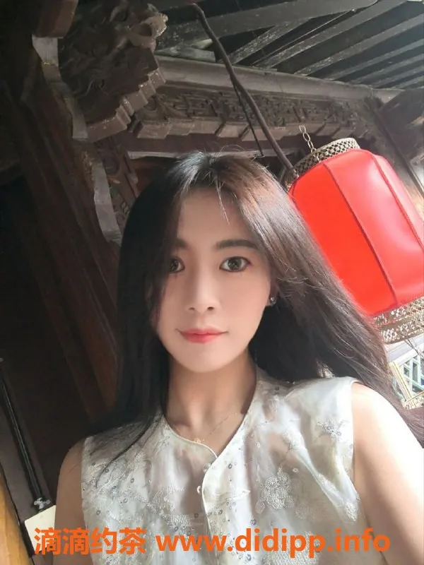 长沙楼凤-芙蓉区梦冉，500p无套口服务，舌吻体验不容错过