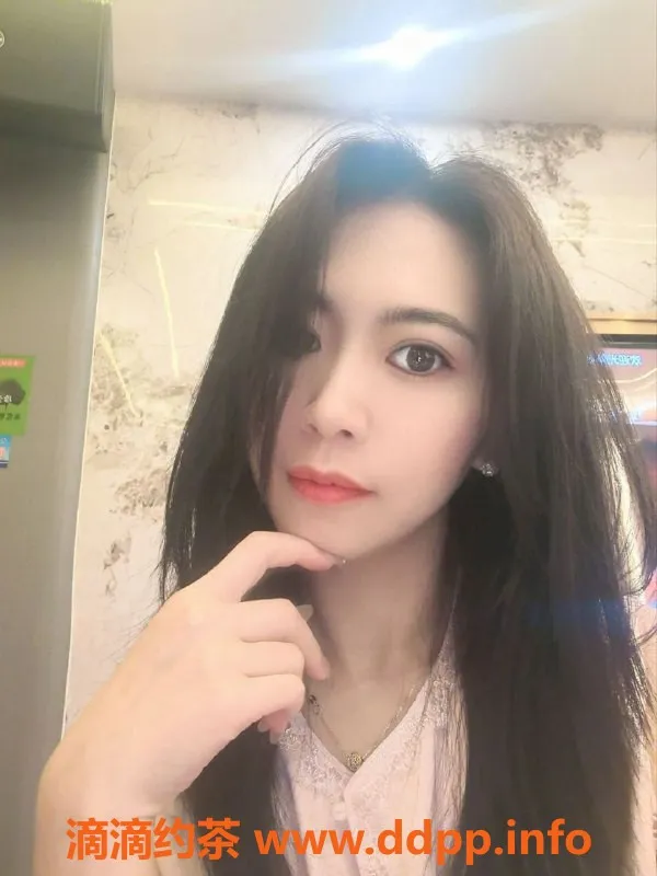 长沙楼凤-芙蓉区梦冉，500p无套口服务，舌吻体验不容错过