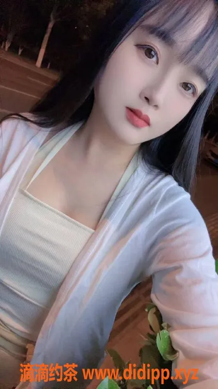 长沙楼凤资源信息,雨花区糖小妹，无套口服务，500p起