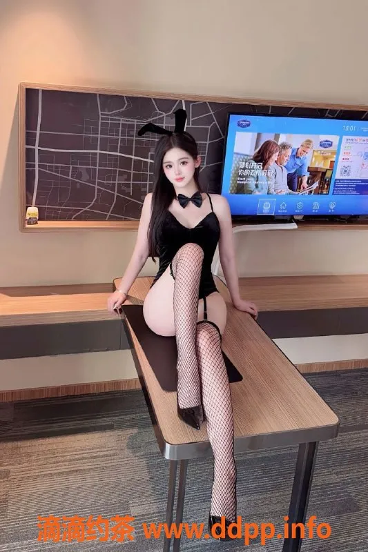 广州楼凤-天河奶啾K，700元私密服务，值得尝试！