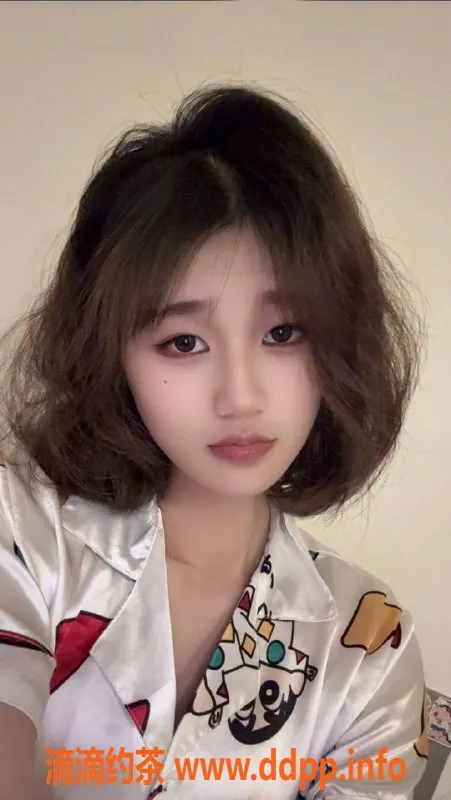 广州楼凤-天河嫩妹小七吖，800元服务等你来体验