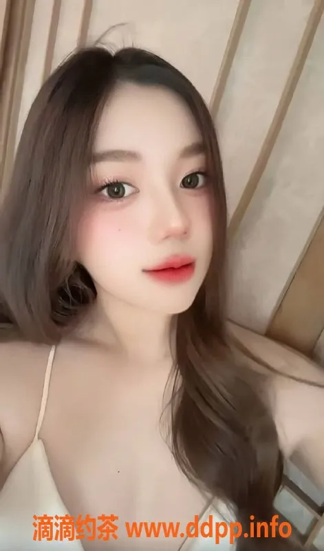 杭州上门服务-23岁美籍D杯嫩模，上城区火热服务，限时预约！