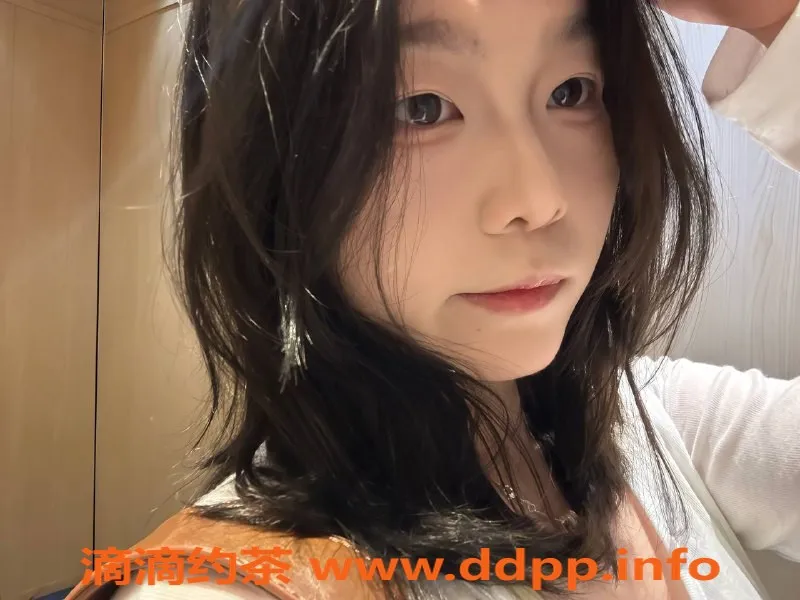 广州楼凤-天河嫩妹柚柚，600元视频验证约