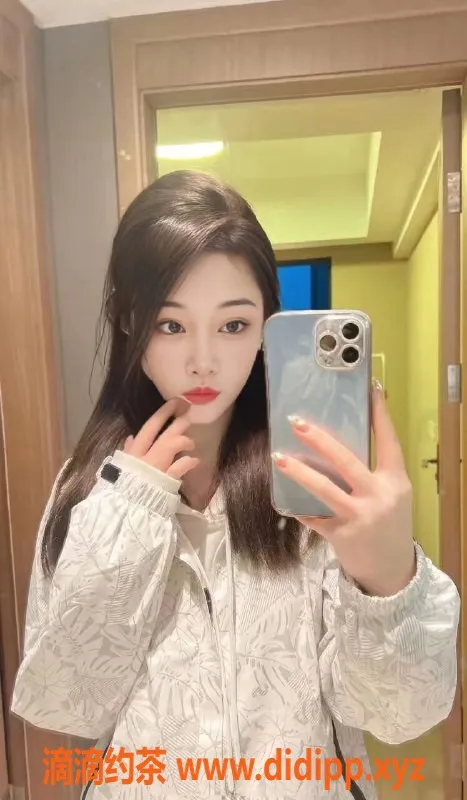 广州楼凤-天河蜜雪，活动价1100起，真心推荐！