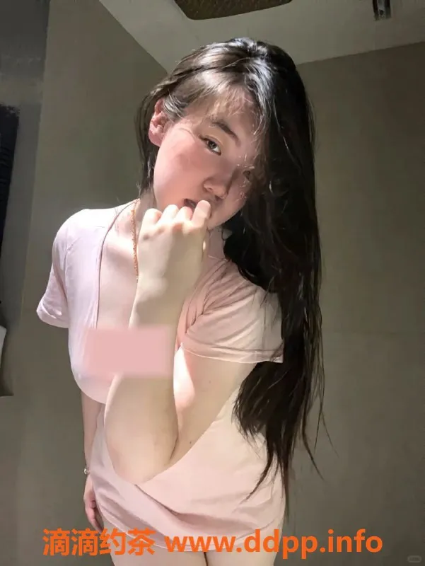 广州楼凤-广州天河非儿，20岁163cm，700元超值体验