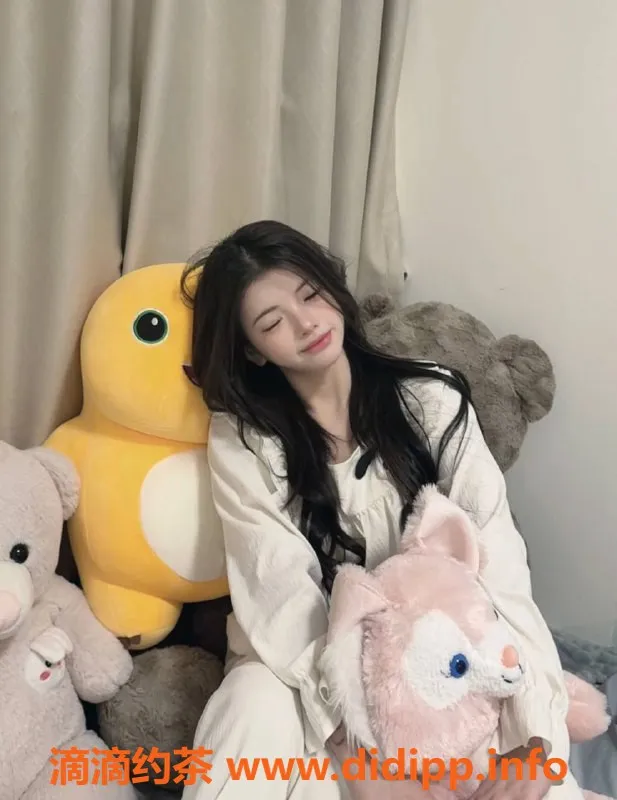 广州楼凤-天河嫩妹小秋，800元精彩体验