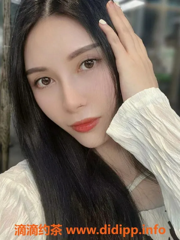 珠海楼凤-拱北彤彤，热情服务，价优体验