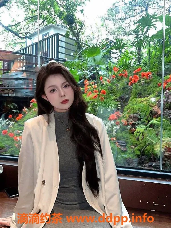 杭州楼凤-上城嫩妹思思，800元畅享舌吻与69互舔服务！