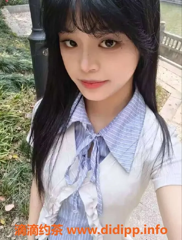 成都楼凤-大丰嫩妹艺艺 18岁身材火辣仅6P