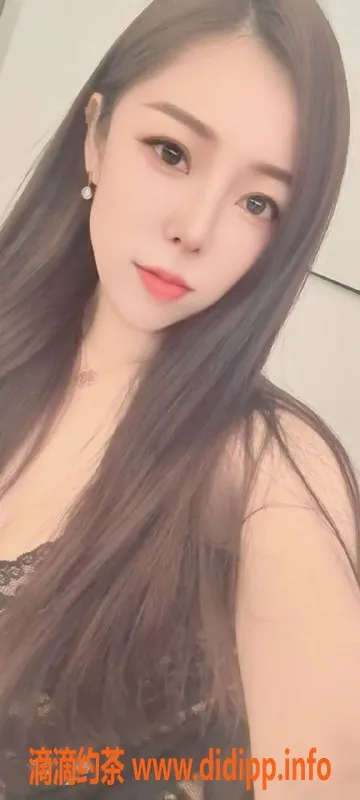 南昌上门服务-西湖小雅 166cm/48kg/28岁 包夜服务 500水费