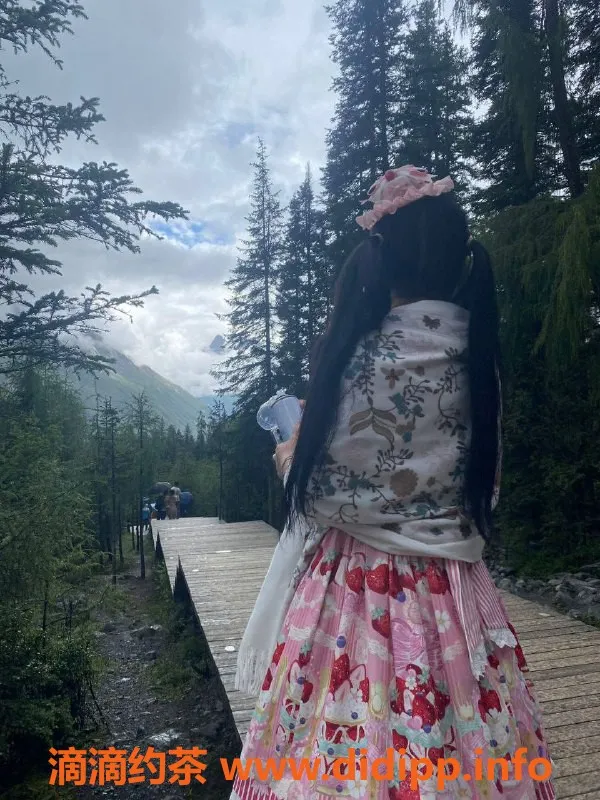 成都楼凤-成华区#饼饼，6p服务，女友感体验