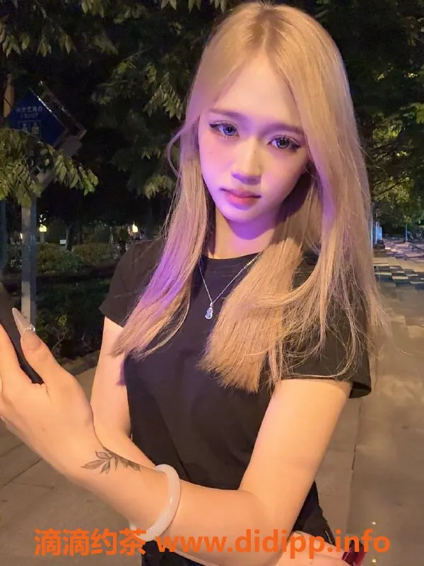 长沙楼凤-雨花区雨婷，600元体验嫩妹服务