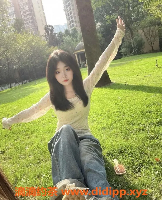 成都楼凤资源信息,武侯区嫩妹琪琪，服务态度佳，课时费6/11