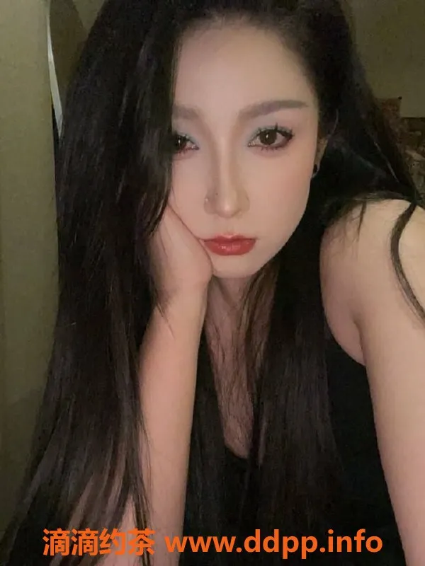 成都楼凤-高新区伊莱热，颜值身材兼备的御姐