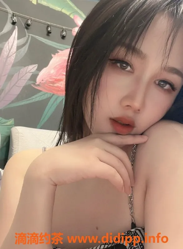 武汉楼凤资源信息,武昌区26岁奶斯，160cm高，600元高性价比服务