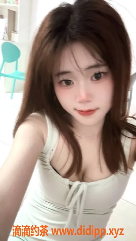 武汉楼凤-洪山区伊洛，158cm 45kg，专榜入驻，500p起