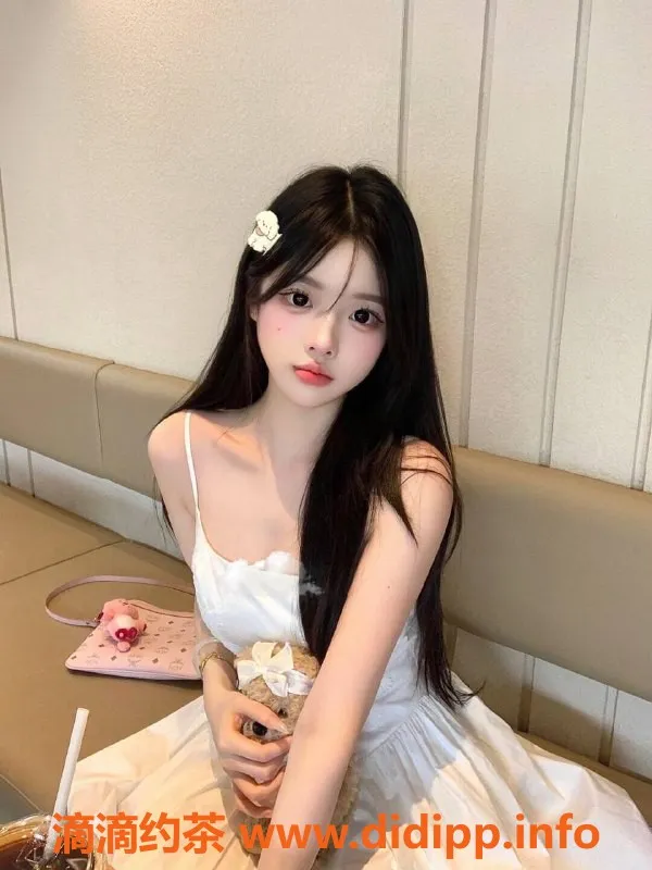 北京楼凤-丰台小夕，白幼瘦嫩妹，1500P服务等你来体验！