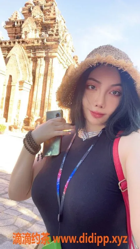 武汉楼凤资源信息,洪山区新疆甜甜，163高，110斤，36D，600P起