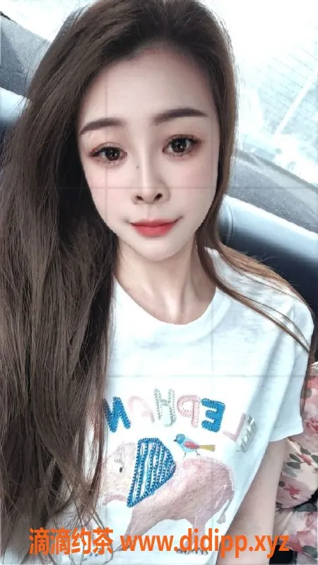 北京楼凤-朝阳小影，165cm身高，36D完美身材，819年仅800元服务