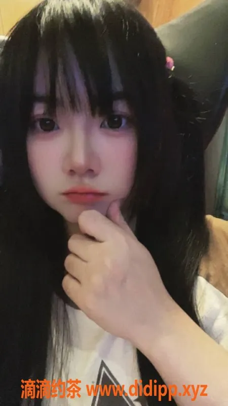 成都楼凤-武侯区小羽毛，6p超值嫩妹，服务态度极佳！