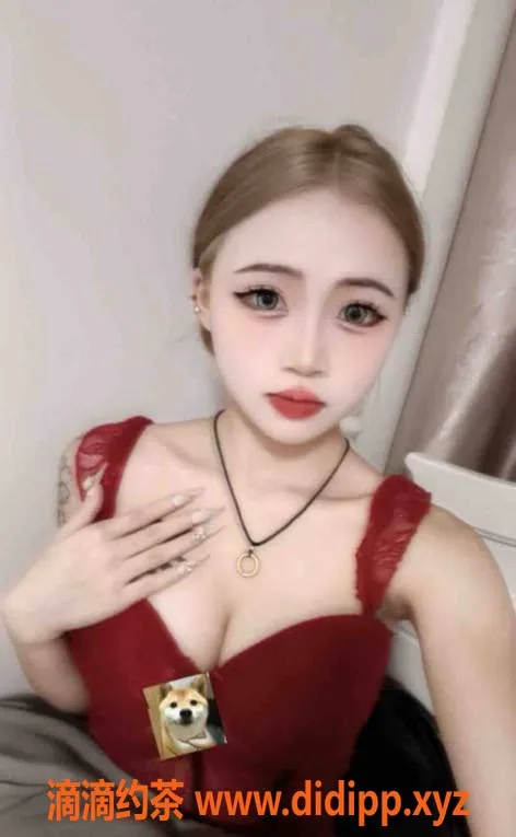 东莞楼凤-万江露露，优质服务，价格600起