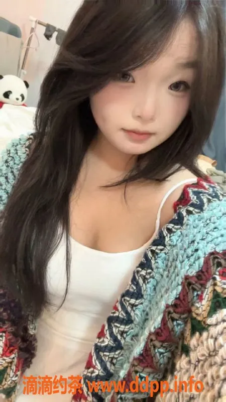 成都楼凤-武侯区嫩妹小萌，160cm，120斤，车费6P