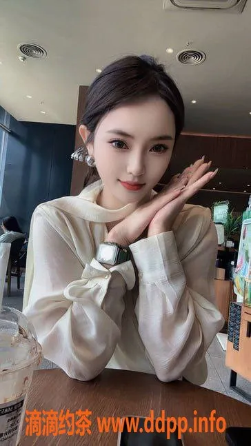 北京楼凤-朝阳嫩妹洛熙，22岁165cm，1000元亲密服务