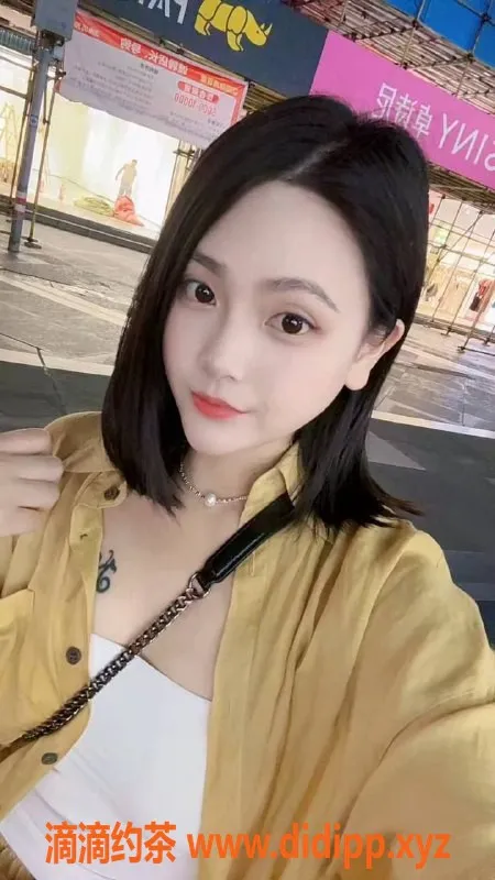 成都楼凤-武侯大区御姐车晴忆，颜值耐看，价格亲民