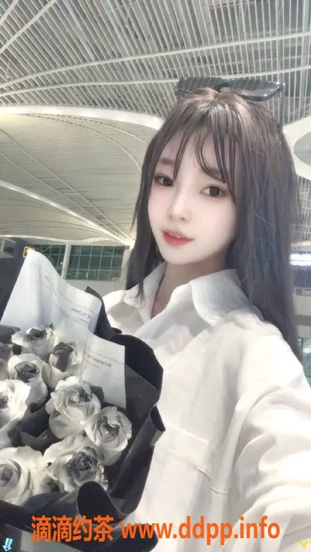 北京楼凤-朝阳脆脆，22岁嫩妹，陪浴服务只需1000/P