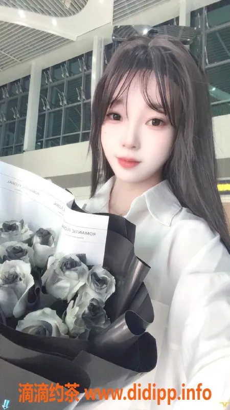 北京楼凤-朝阳脆脆，22岁嫩妹，陪浴服务只需1000/P