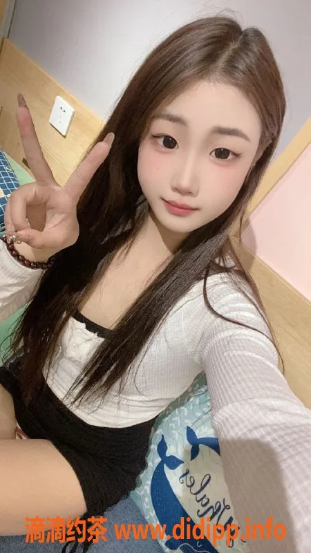 广州楼凤资源信息,海珠小冉，21岁160cm，36C极品女友体验