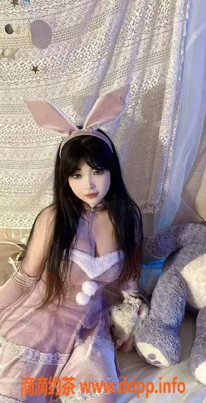 成都楼凤-桐梓林#小九 23岁微胖御姐，6P十大服务