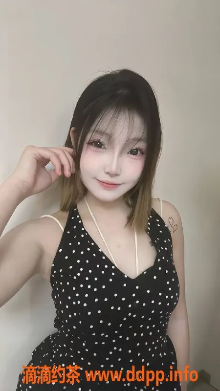 成都楼凤-骡马市18岁小木，165cm，优惠6P，颜值高