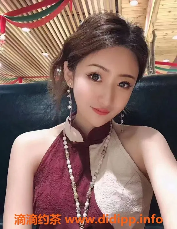 武汉楼凤-洪山区凉凉热情服务，私聊了解更多