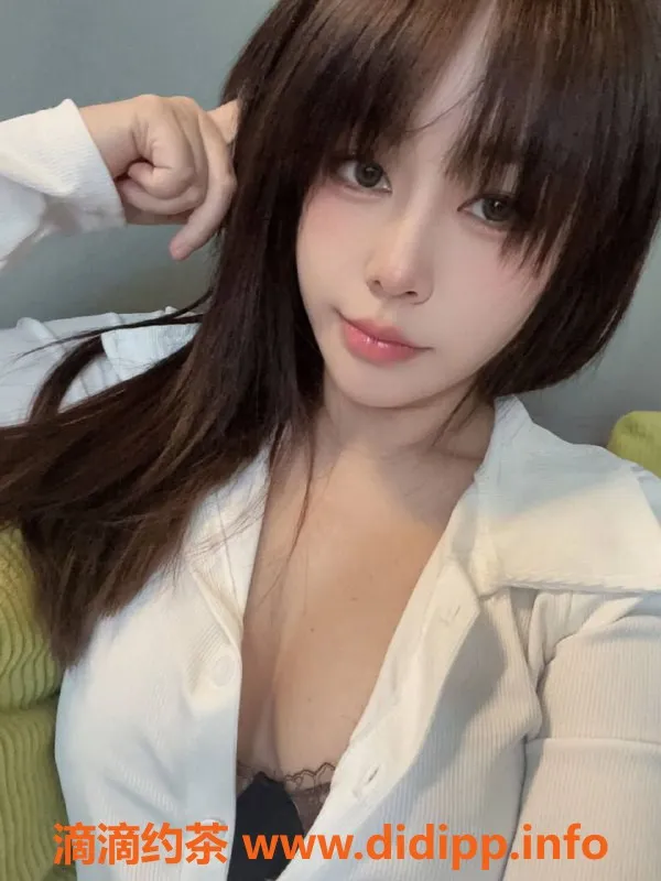 北京楼凤-朝阳三里屯白桃22岁，168cm嫩妹仅1000元服务