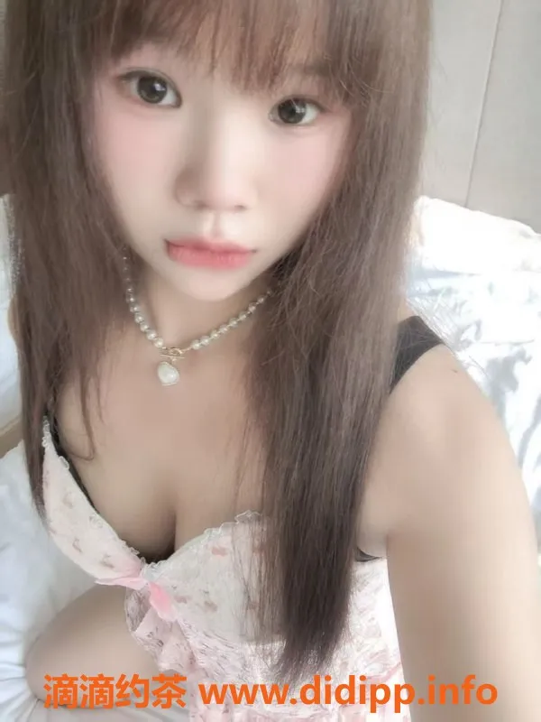 广州楼凤-白云婉婉，22岁160cm清纯小美女