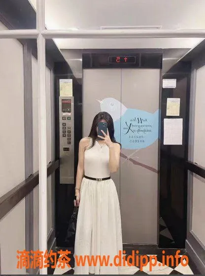 广州上门服务-广州黄埔晓妮，25岁护士，160cm，44kg，700元一次