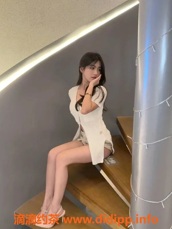 杭州上门服务-杭州甜妹KK，20岁，身高163，服务一流