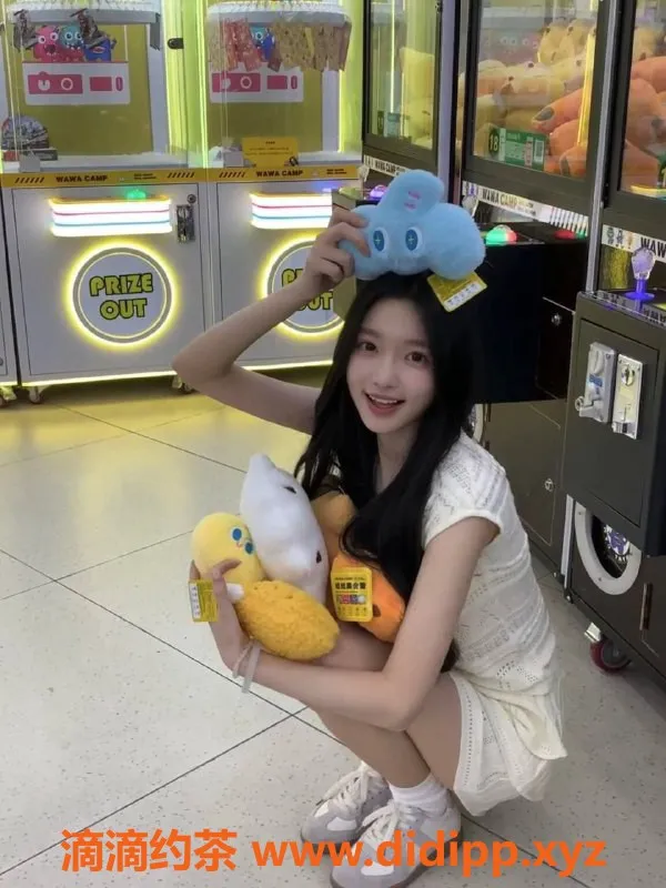 杭州楼凤-162cm美丽学生恩恩，温柔耐心全套服务