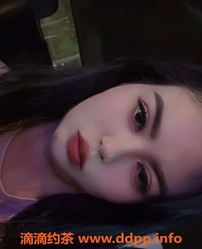 重庆楼凤资源信息,兰亭新都汇混血儿，D罩杯28岁妹子等你来撩