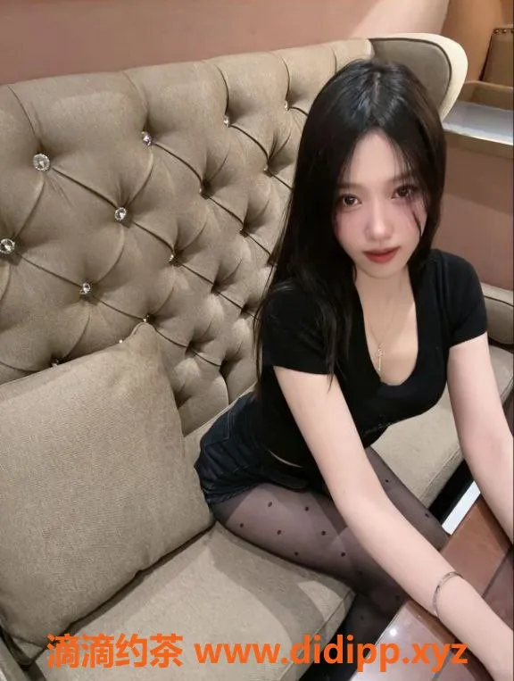 福州楼凤-福州鼓楼区诗诗，白瘦幼甜美少女