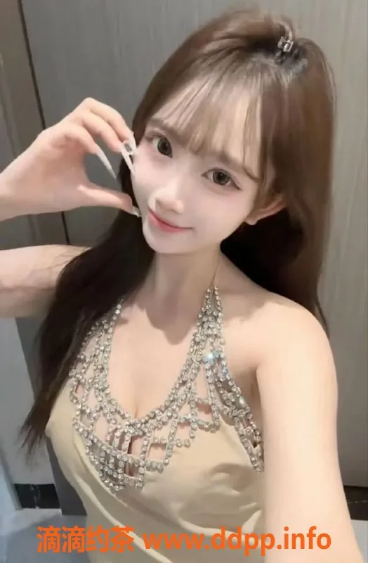 广州楼凤-广州白云区新人小梦，25岁167cm，茶水费便宜