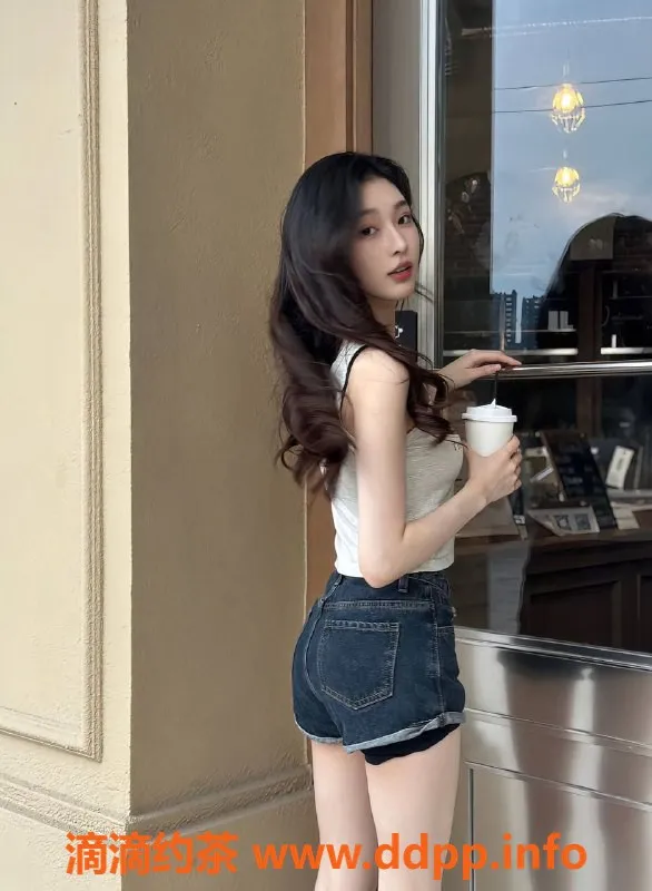 杭州楼凤-小雅学妹，170cm，19岁，清纯可爱，1400起