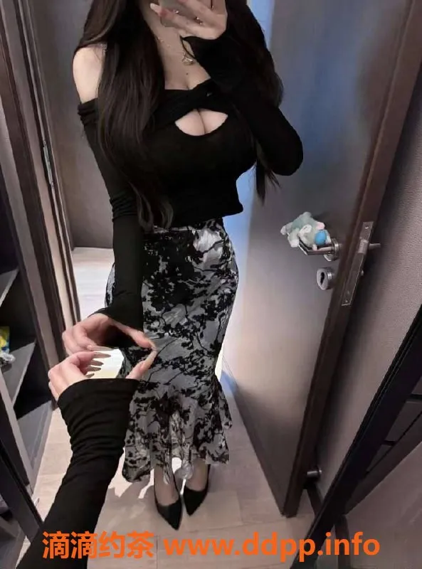 重庆上门服务资源信息,网红琪琪，重庆外卖，22岁，38E巨乳上门服务