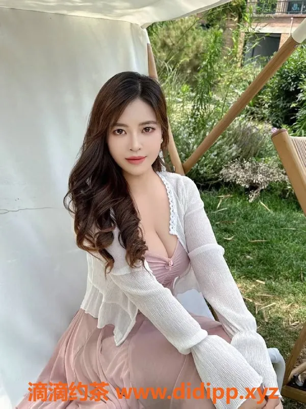 北京楼凤-昌平温柔人妻菲菲，165CM、36C，600元起