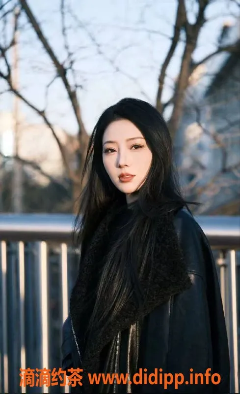 郑州楼凤-航空港小小，26岁，166cm，口活服务超棒