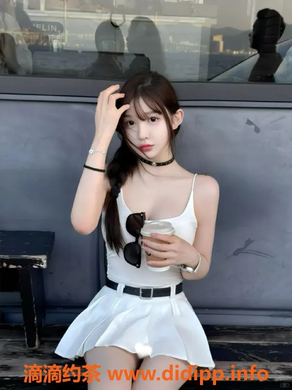 广州楼凤-天河瑶依19岁新生超值体验