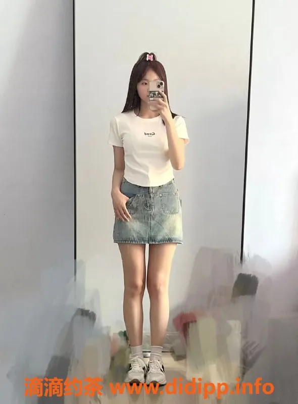 北京楼凤资源信息,丰台沐沐，1600元真实学生嫩妹