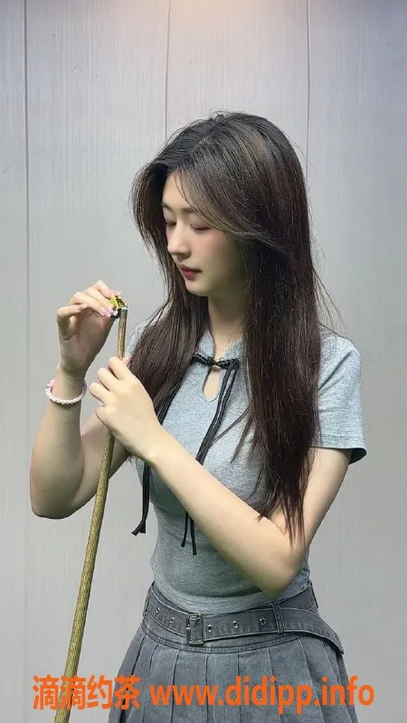 东莞楼凤资源信息,东莞林珍娜，高挑气质美女推荐